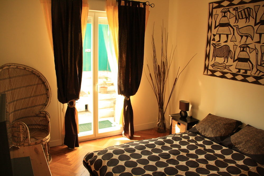 6 Bedrooms Seaview House, Old Town Nisa Exterior foto
